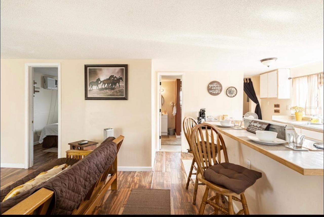 Little Piece Of The Farm Apartment Baton Rouge Bagian luar foto